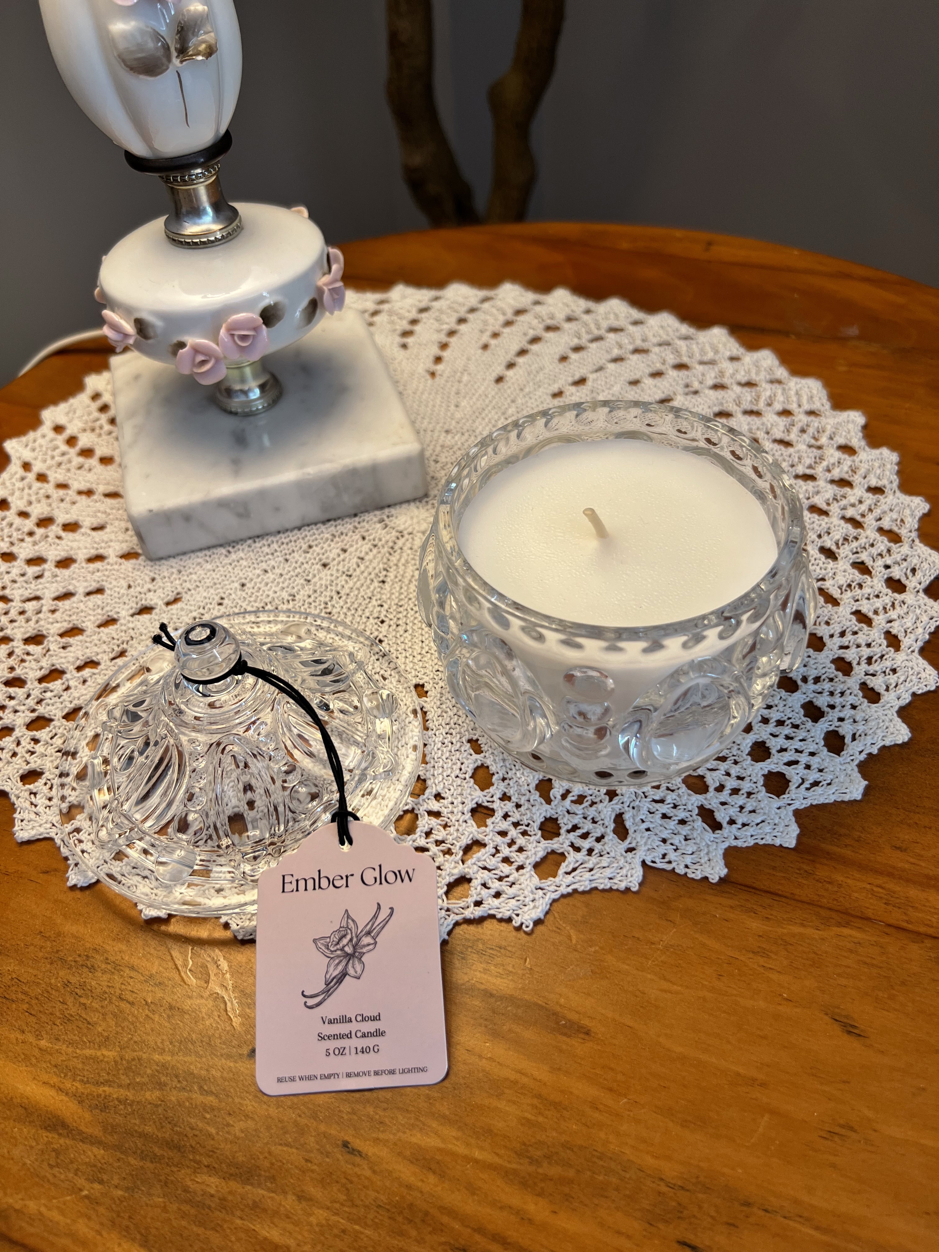 5oz glass candle/ Flora bunda