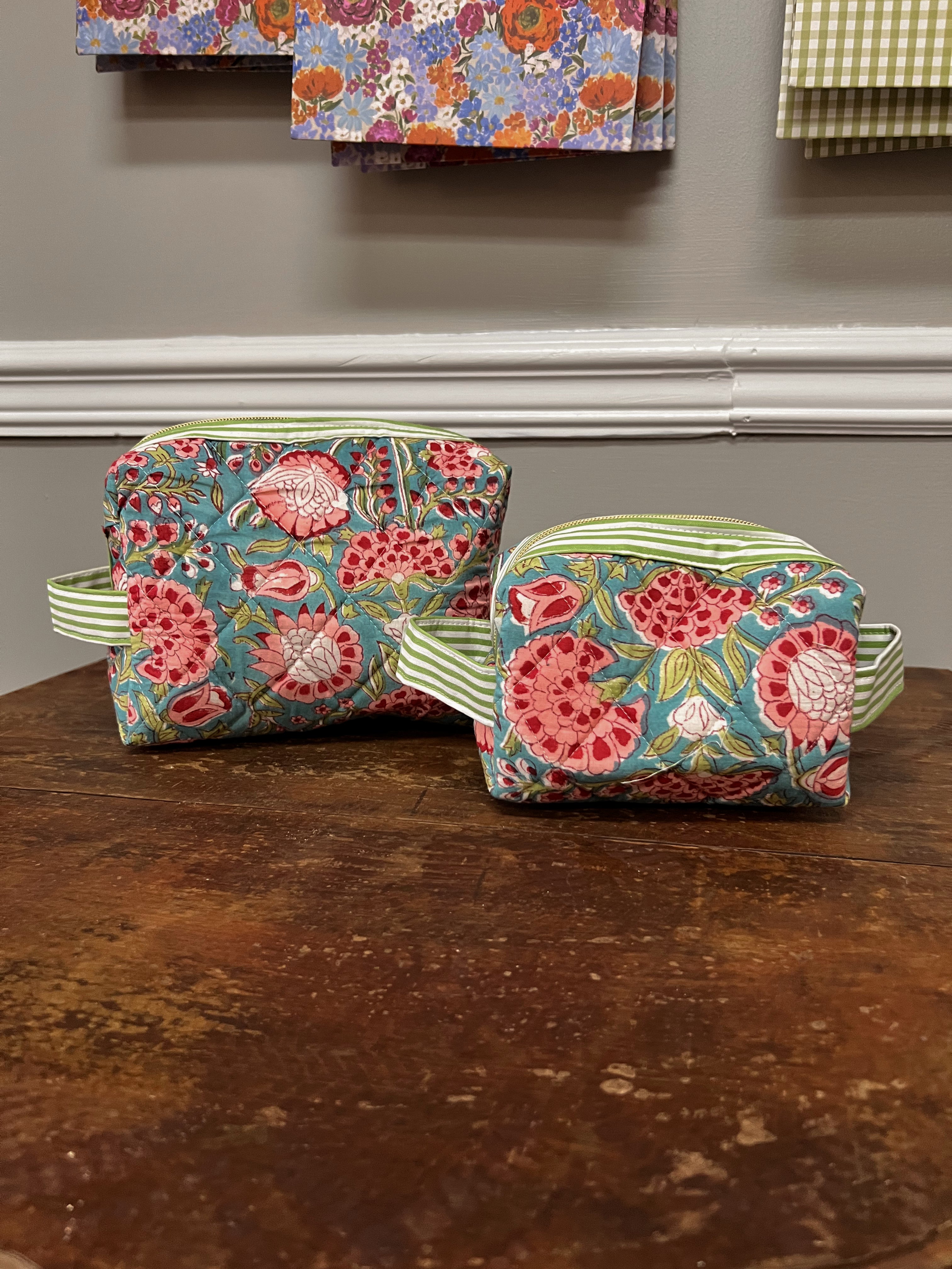 Small cosmetic bag, Tensaw thread co.
