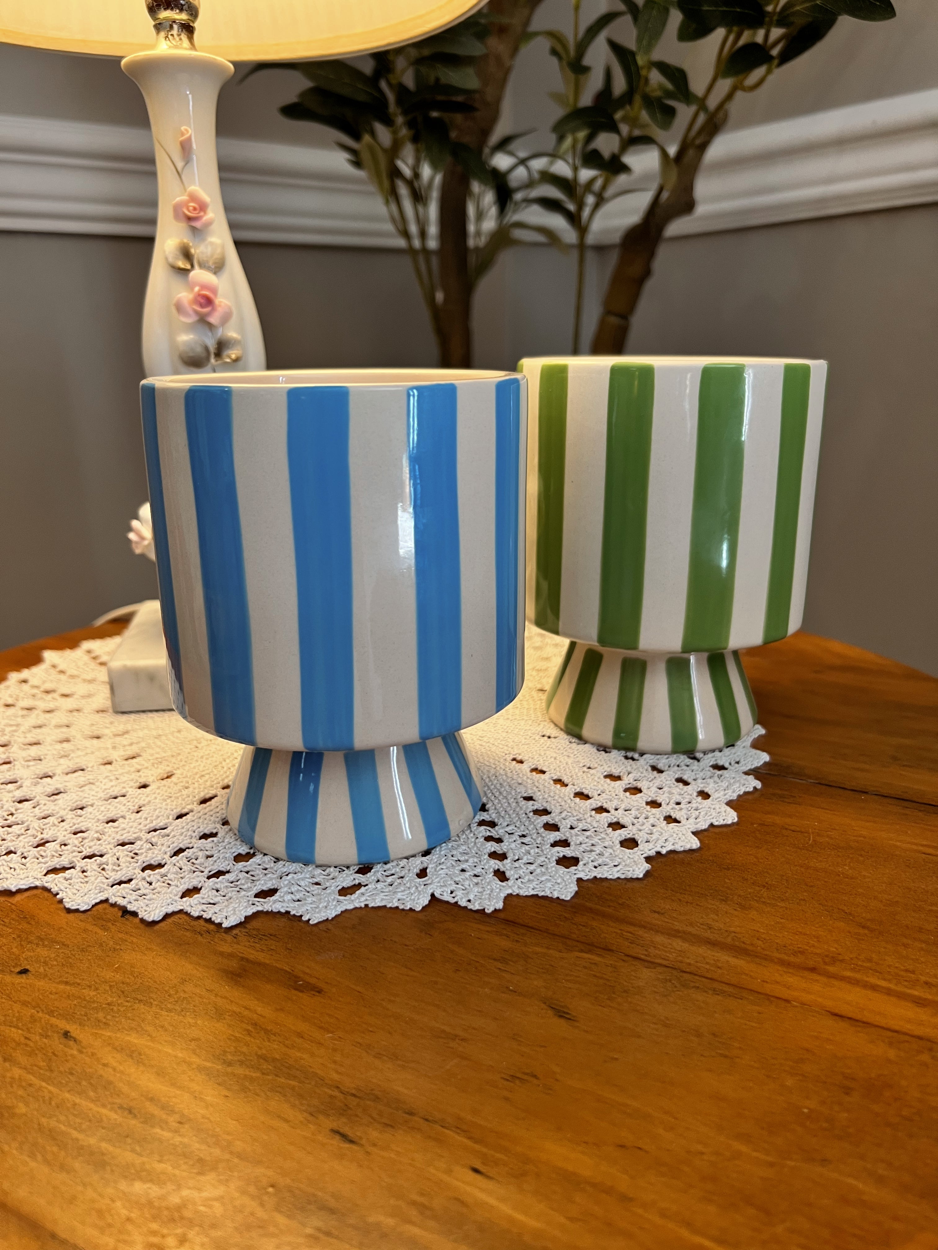 13oz Stripe candle/ Flora bunda