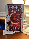 Maas, House of earth and blood