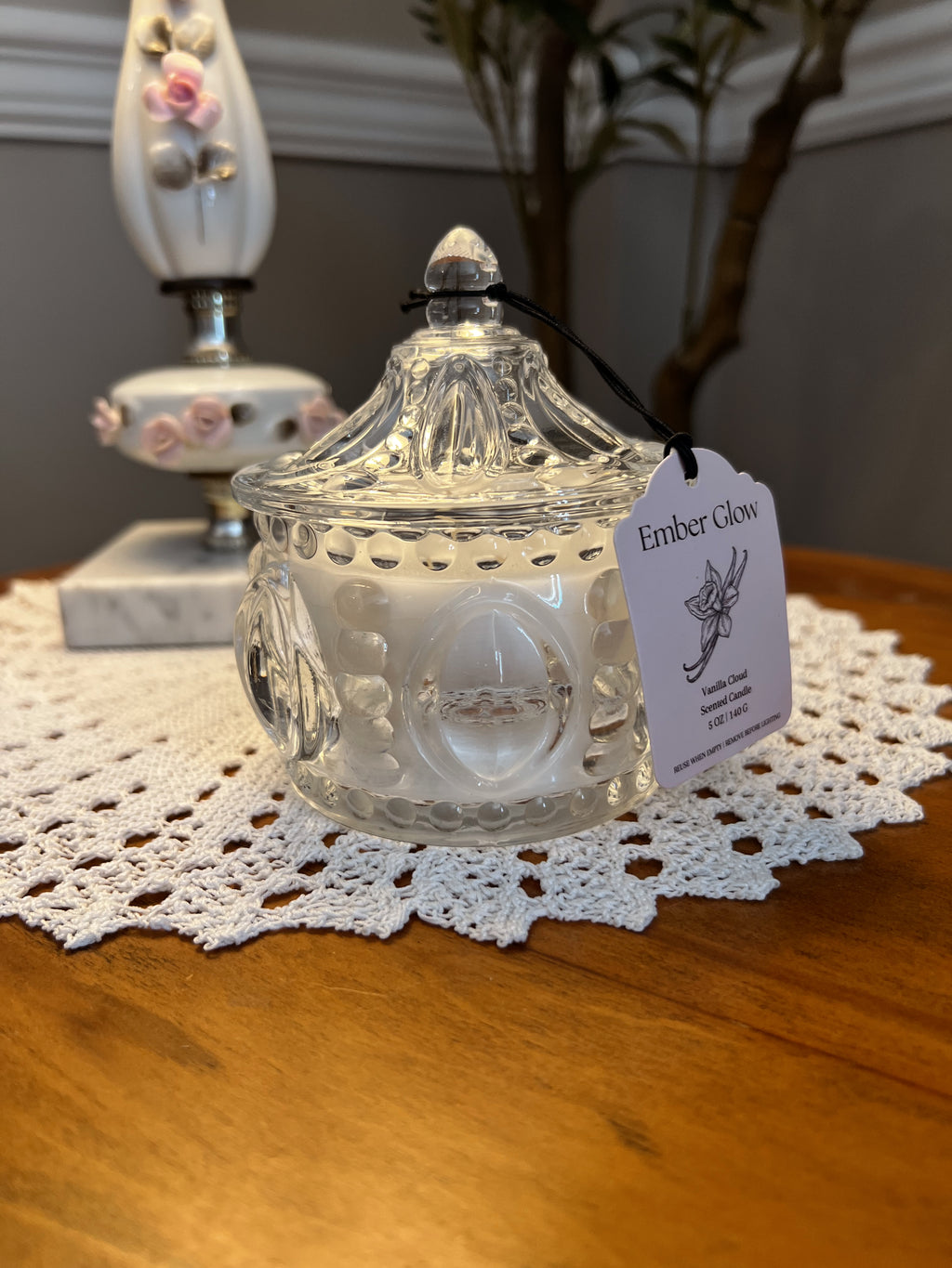 5oz glass candle/ Flora bunda