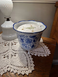 15.5oz Blue ceramic candle, Flora bunda
