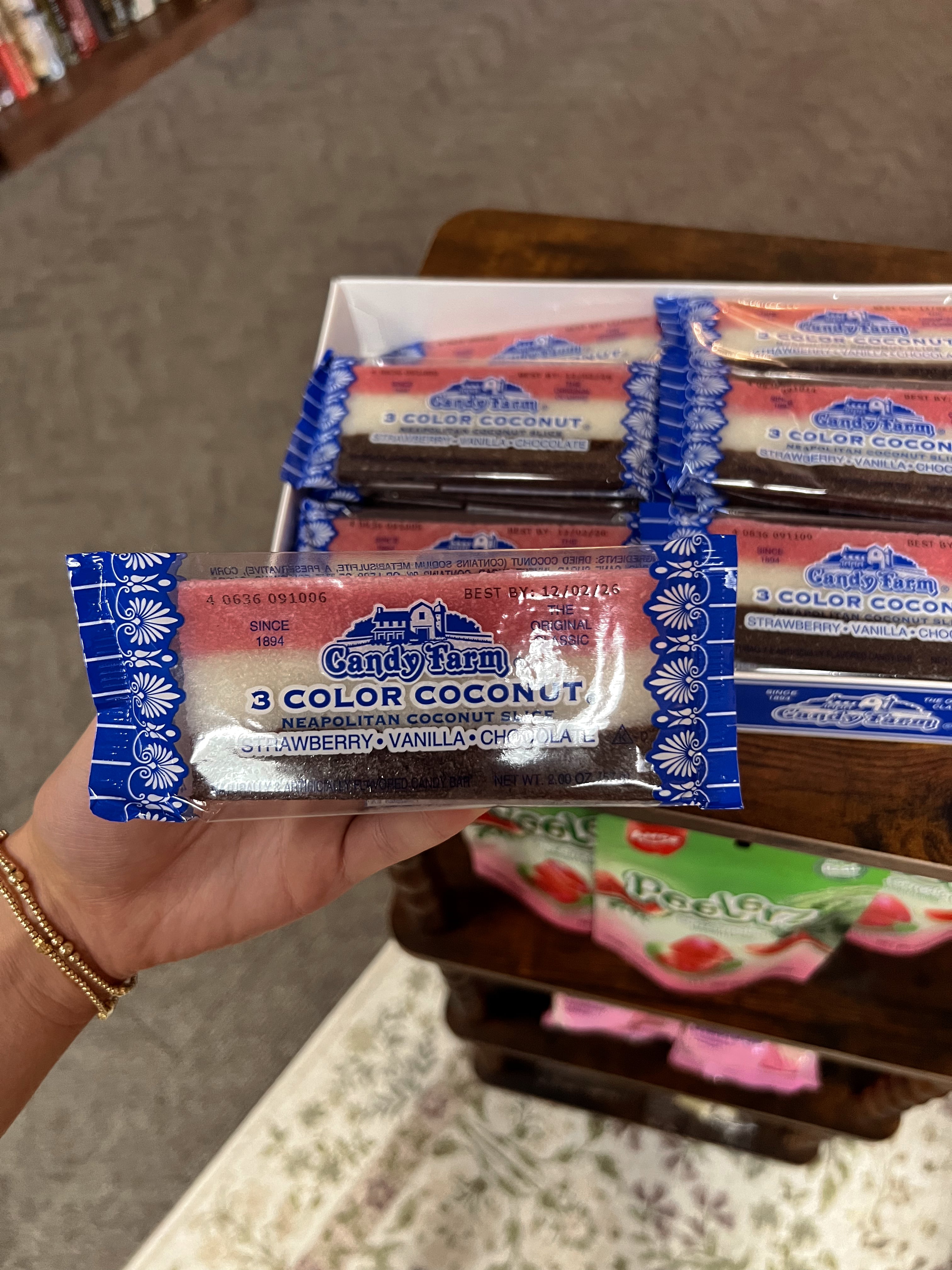 Candy farm, Coconut slice