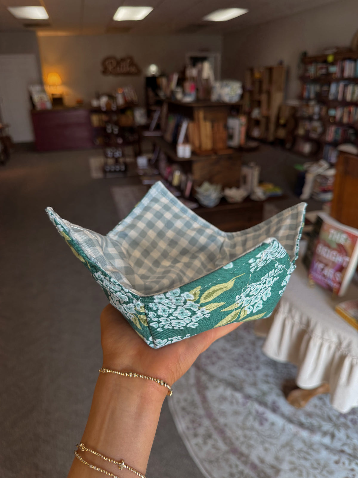 Bowl cozy, Tensaw thread co.
