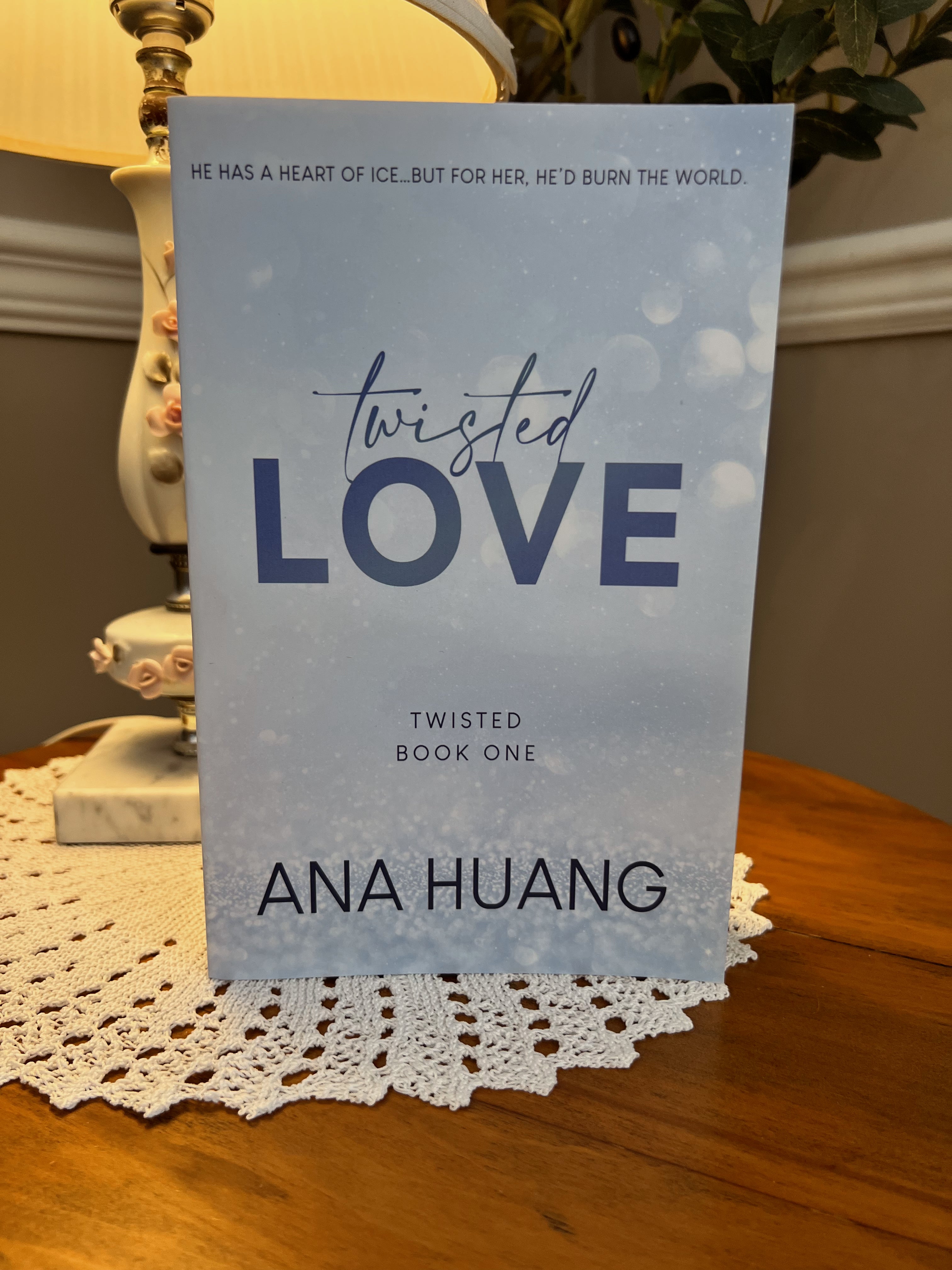 Huang, Twisted Series