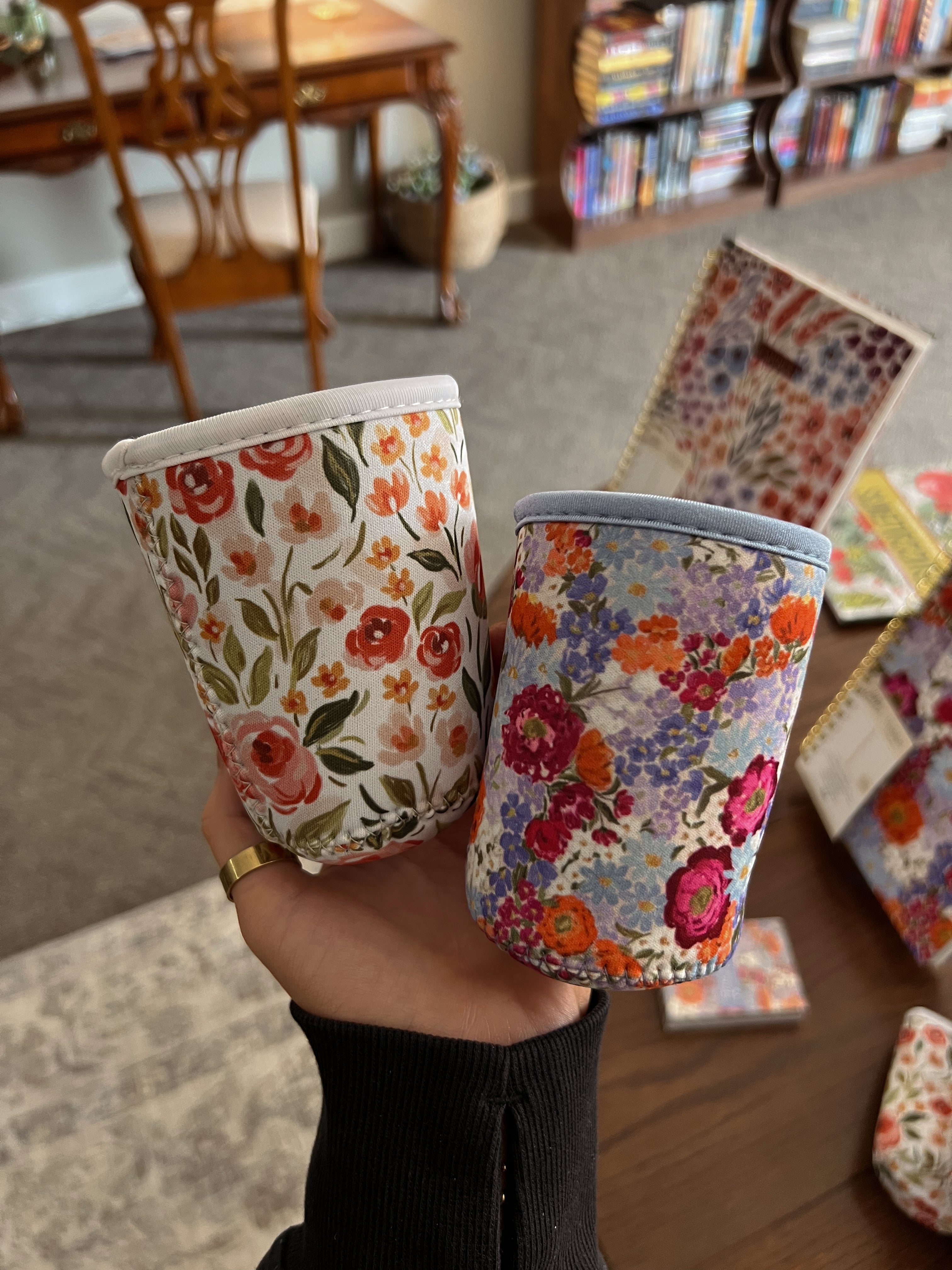 Regular/ Drink sleeve, Elyse Breanne designs